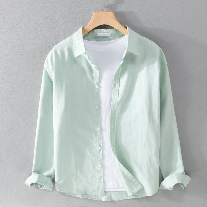 Relaxed fit men's casual shirt, long sleeve, comfortable and versatile for everyday wear.