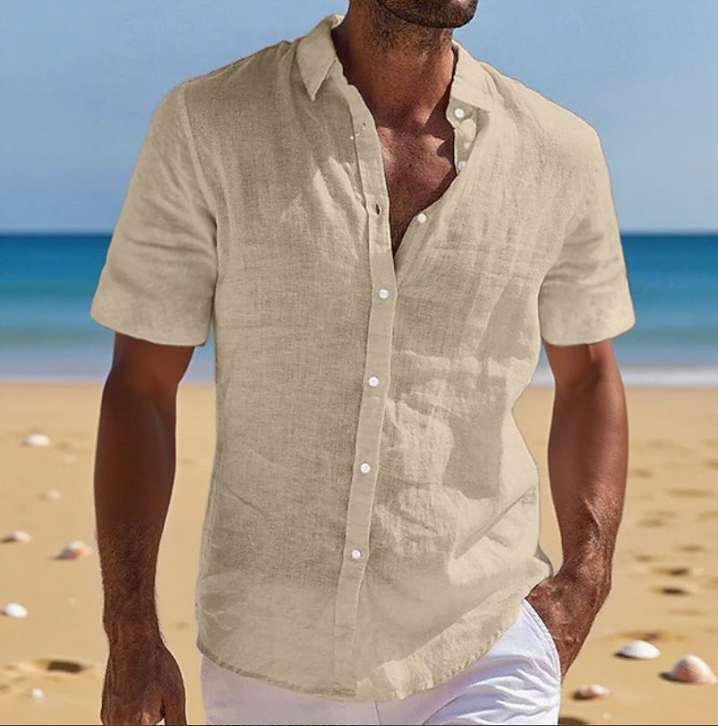Men's relaxed fit summer shirt with short sleeves and a button-up front, a versatile casual top.