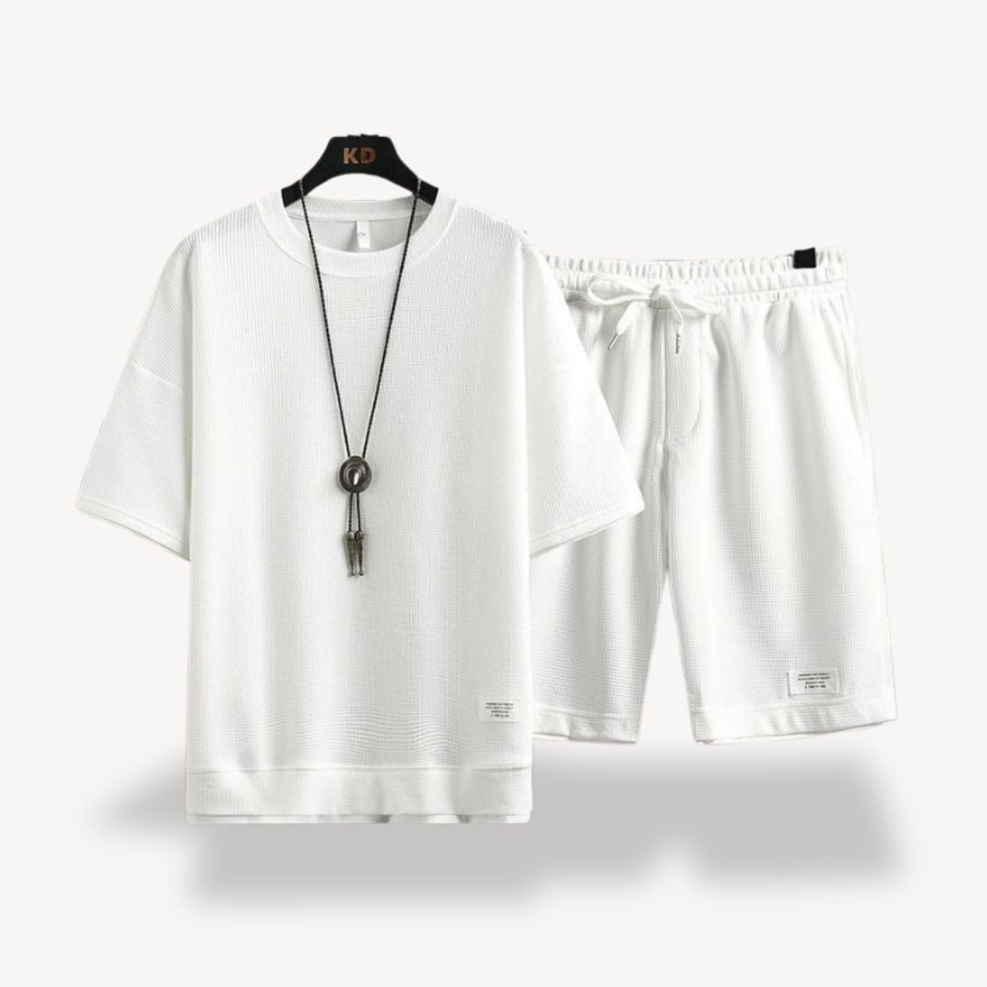 Relaxed fit men's shorts set, a comfortable and stylish two-piece casual outfit for summer and everyday wear.
