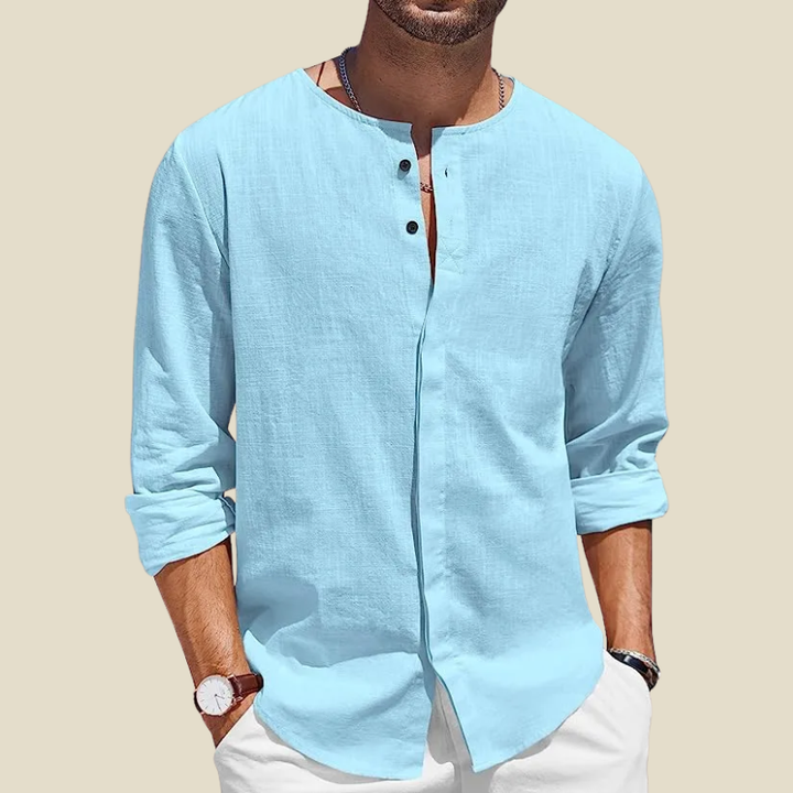 Effortless men's striped polo shirt in a relaxed fit, ideal for smart casual summer style.