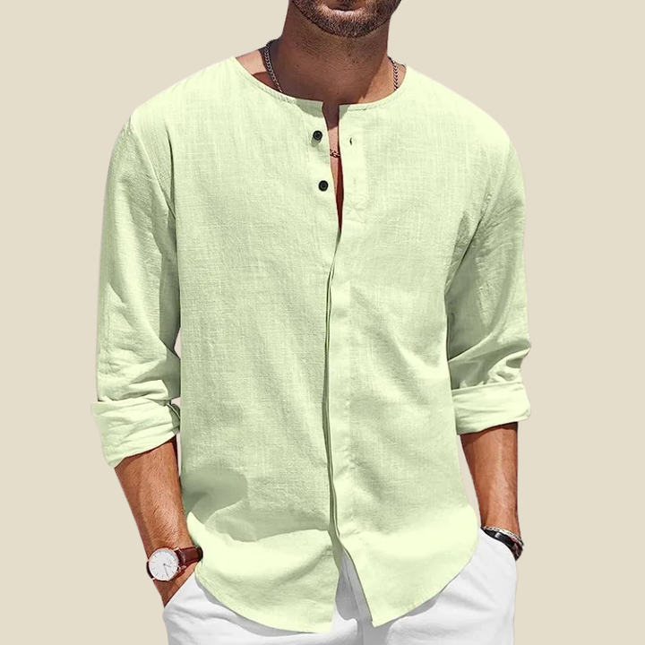 Stylish men's striped polo shirt, relaxed fit design, essential for summer casual wear.
