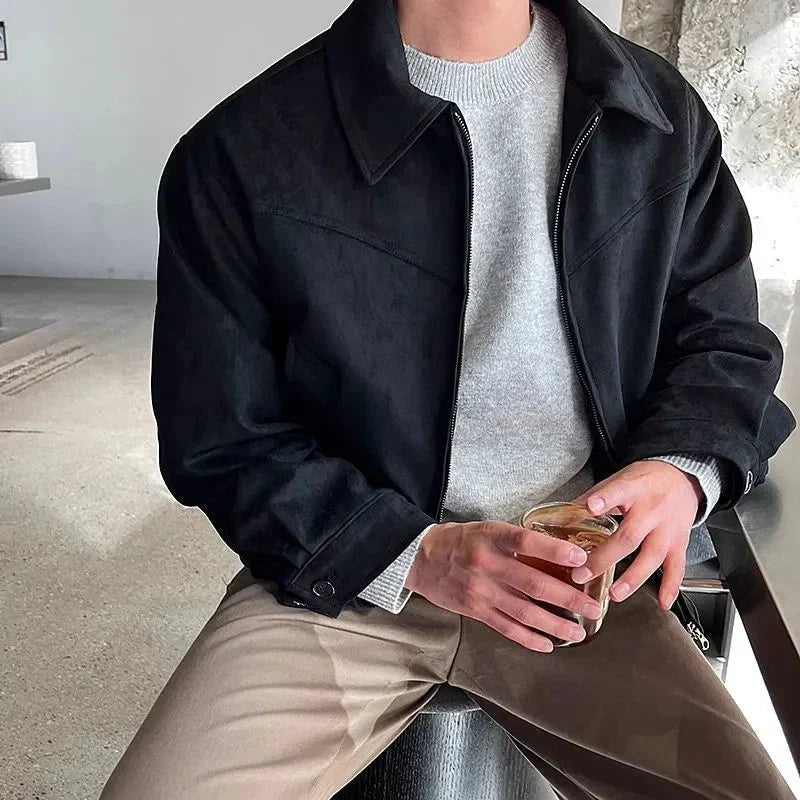 New men's relaxed fit suit jacket, comfortable versatile outerwear. Solid color blazer for spring & autumn smart casual style.