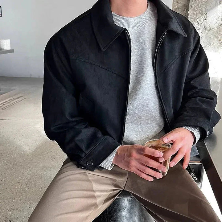 New men's relaxed fit suit jacket, comfortable versatile outerwear. Solid color blazer for spring & autumn smart casual style.