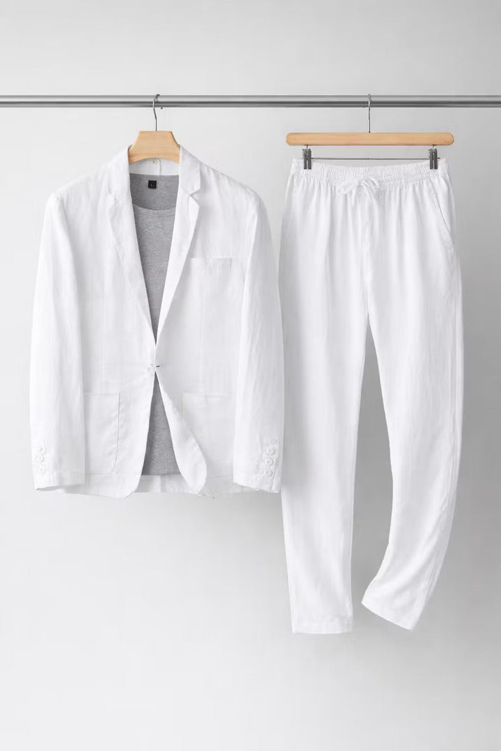 Elegant men's relaxed fit suit set, a two-piece blazer and dress pants, ideal for spring/summer events.