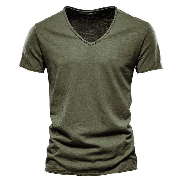 Effortless men's summer V-neck shirt, showcasing a relaxed fit & stylish short sleeves for any look.