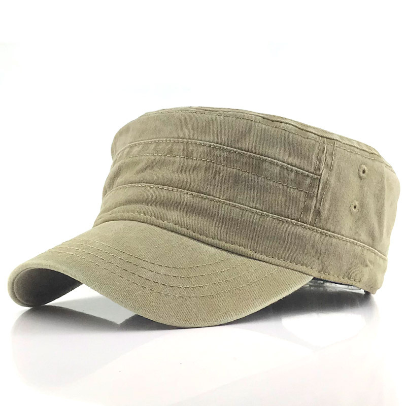 Men's retro military cap, classic army style. Vintage look, all-season casual hat for men's fashion.