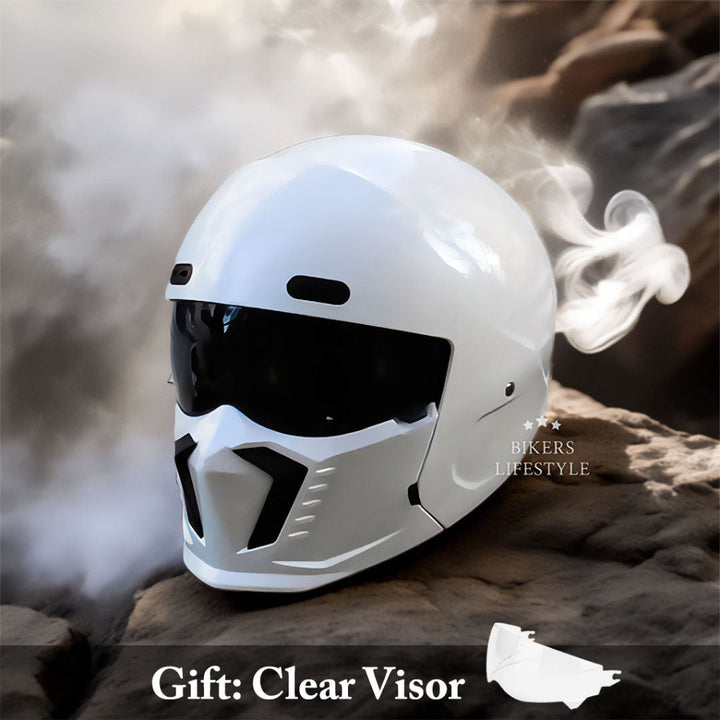 Men's vintage pilot motorcycle helmet with secure strap, full face protection