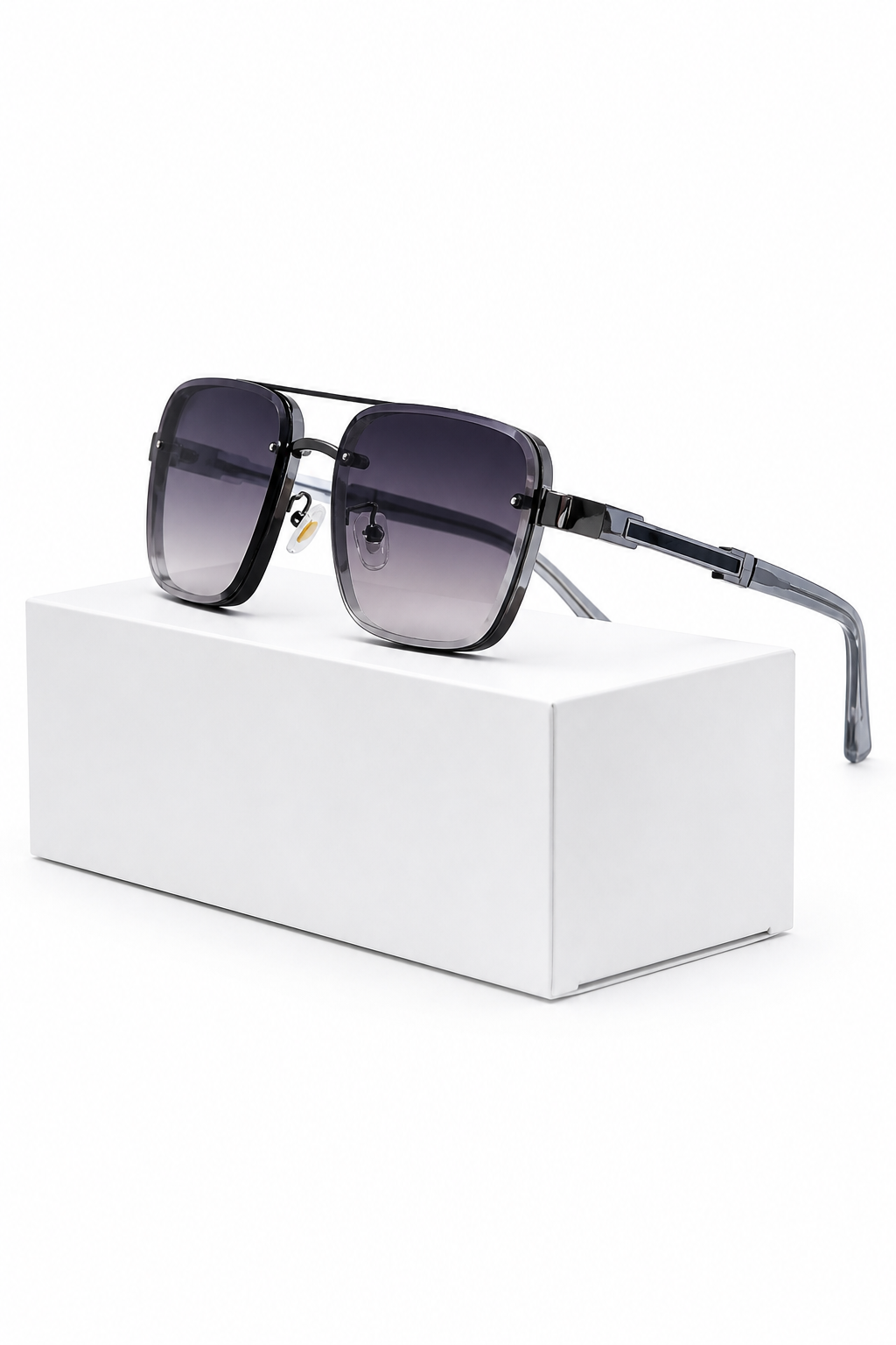 Men's retro square titanium frame sunglasses. UV400 gradient lenses protect eyes in classic style.