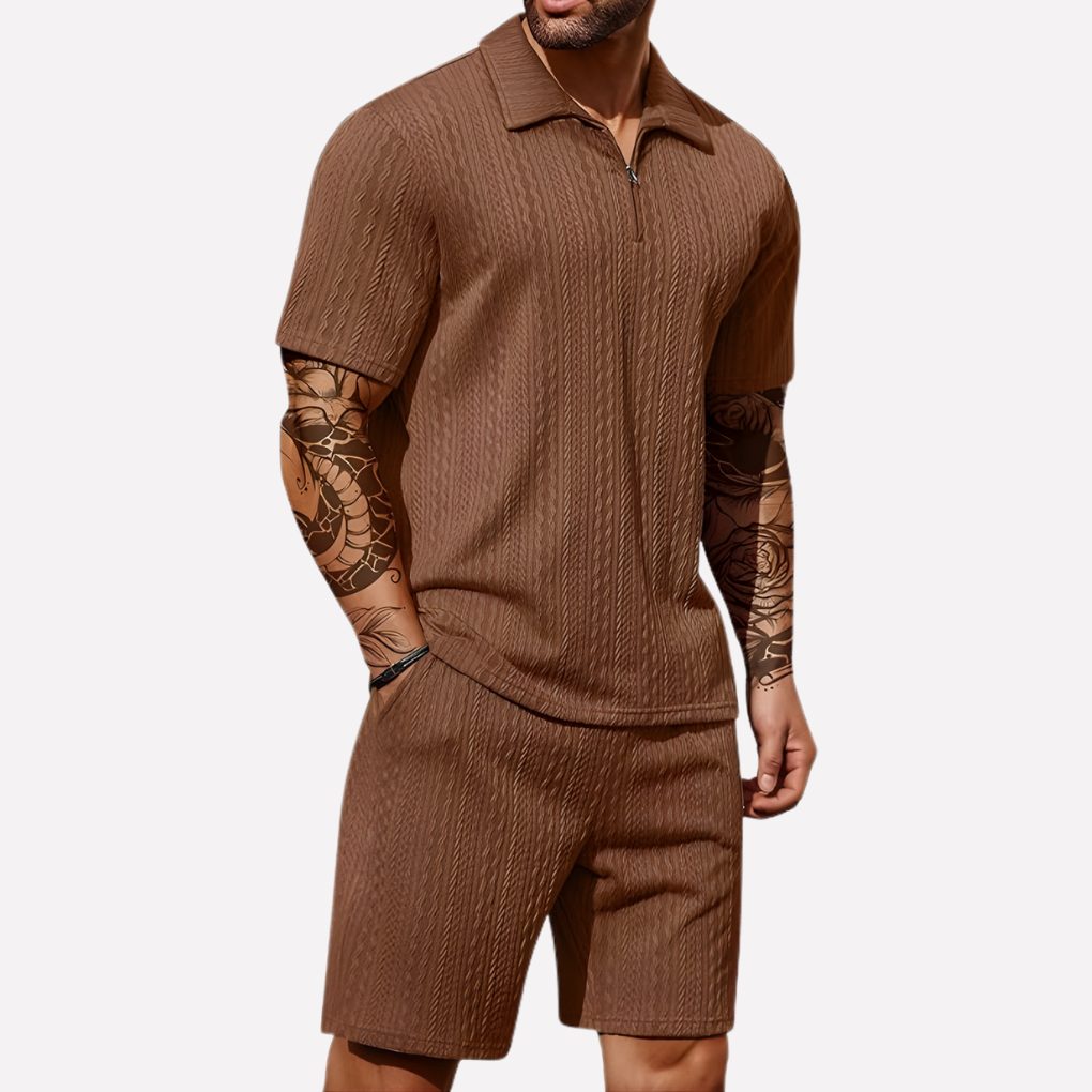 Casual men's two-piece set featuring a ribbed polo shirt & matching shorts, ideal for summer.