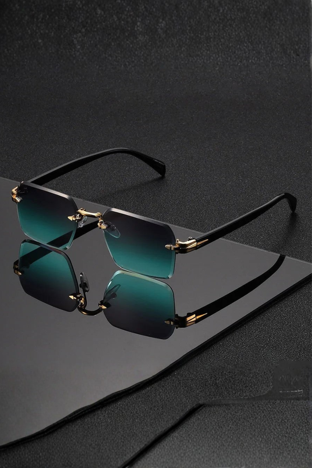 Modern men's rimless sunglasses. Gold bridge & gradient lenses for a sleek, protective look.