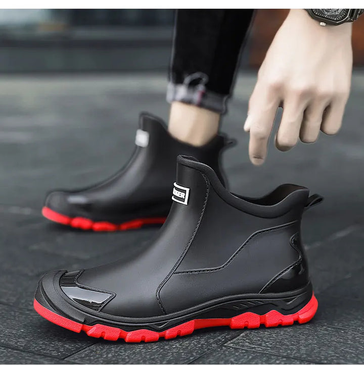 Durable men's waterproof outdoor ankle boots, built tough for extreme outdoor conditions.