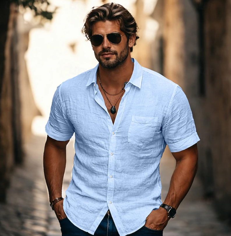 Comfortable men's short sleeve everyday shirt, perfect for a relaxed summer style.