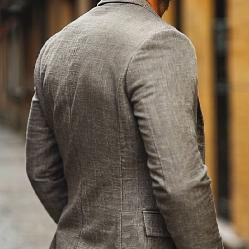 Relaxed fit men's single-breasted blazer. Smart-casual jacket, lightweight & versatile for everyday spring/autumn fashion.