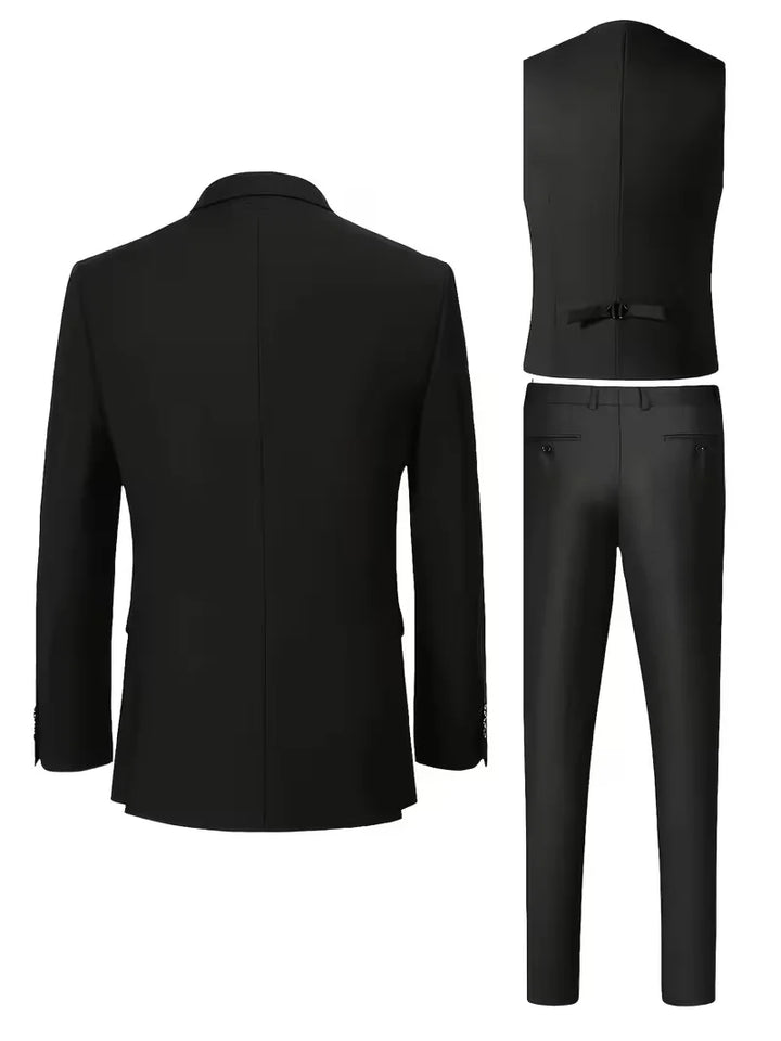 Men's slim fit wedding suit, 3-piece ensemble with a sleek waistcoat & notched lapels.