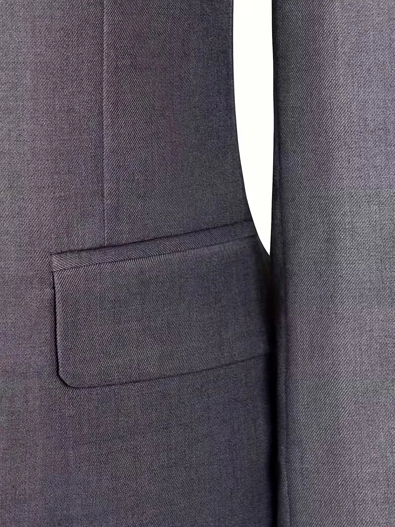 Men's formal business attire: slim fit 3-piece suit with elegant notched lapels & waistcoat.