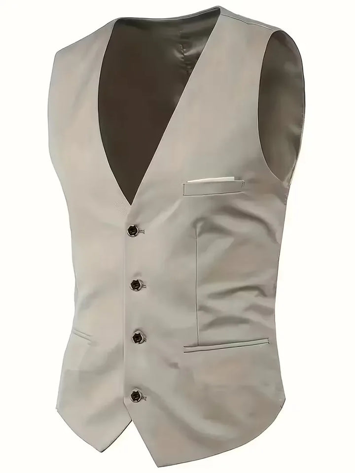 Professional men's slim fit suit, perfect as business attire or a classy wedding outfit.