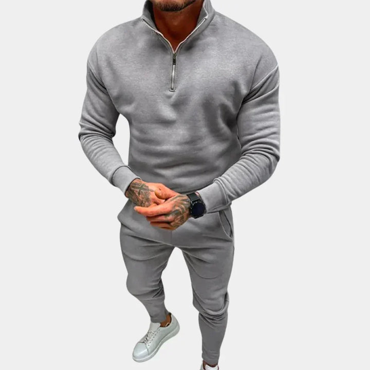 Comfortable men's slim-fit activewear jogging suit, perfect athletic sportswear for workouts, running, or daily casual.