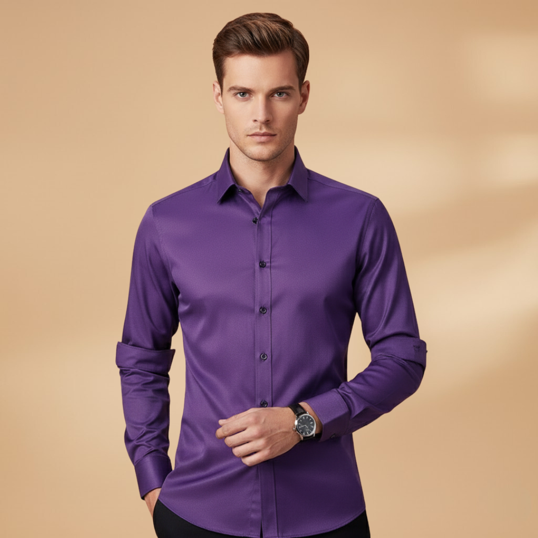 Stylish men's casual wear button-down shirt, tailored fit.
