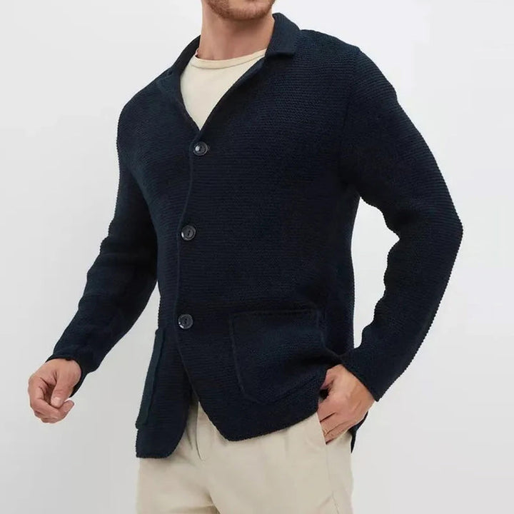Versatile men's slim fit casual cardigan, ideal for everyday comfort & smart layering over various outfits.