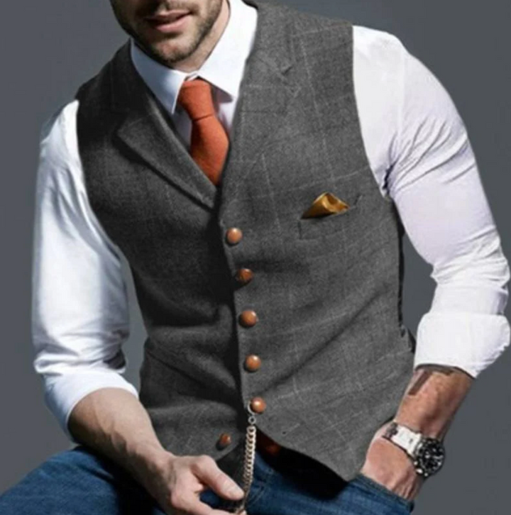 Elegant men's dress vest, ideal for formal occasions and sophisticated business casual wear.
