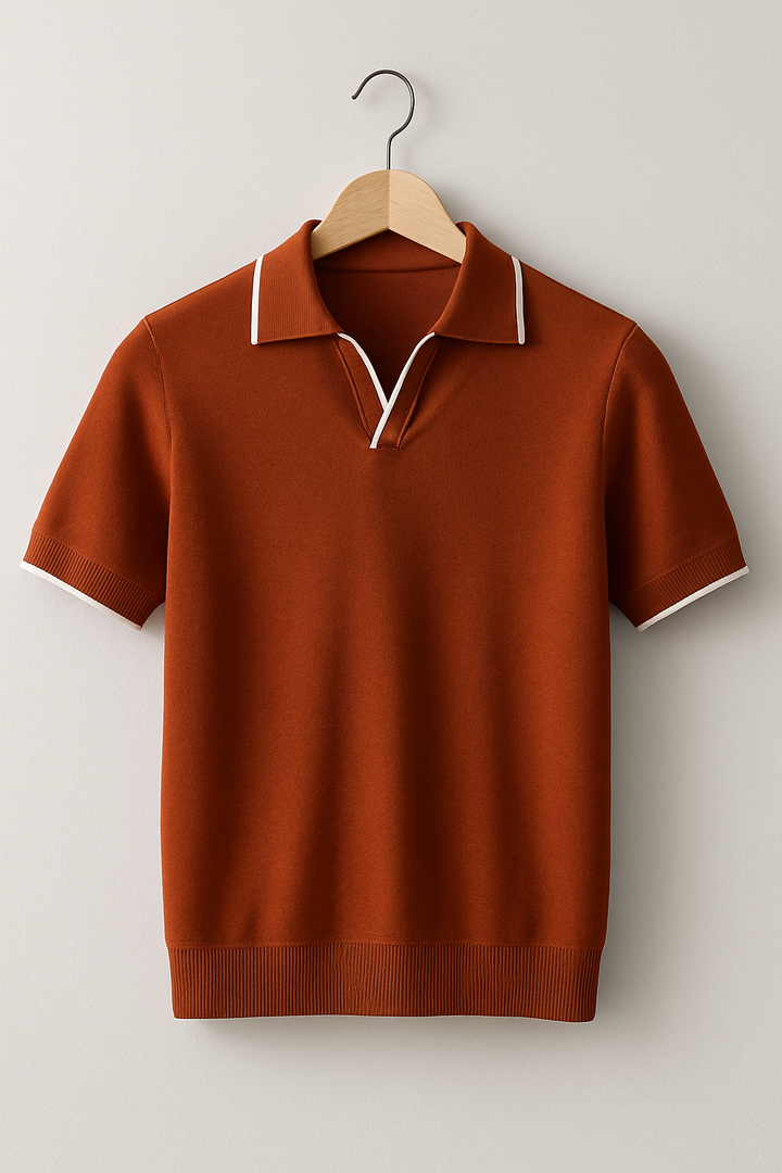 Versatile menswear knit polo with a slim fit and sporty contrast trim design.