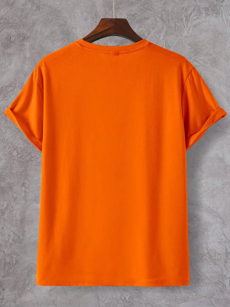Slim-fit men's King's Day t-shirt in vibrant orange, ideal casual top for celebrations. Stylish and comfortable party attire.