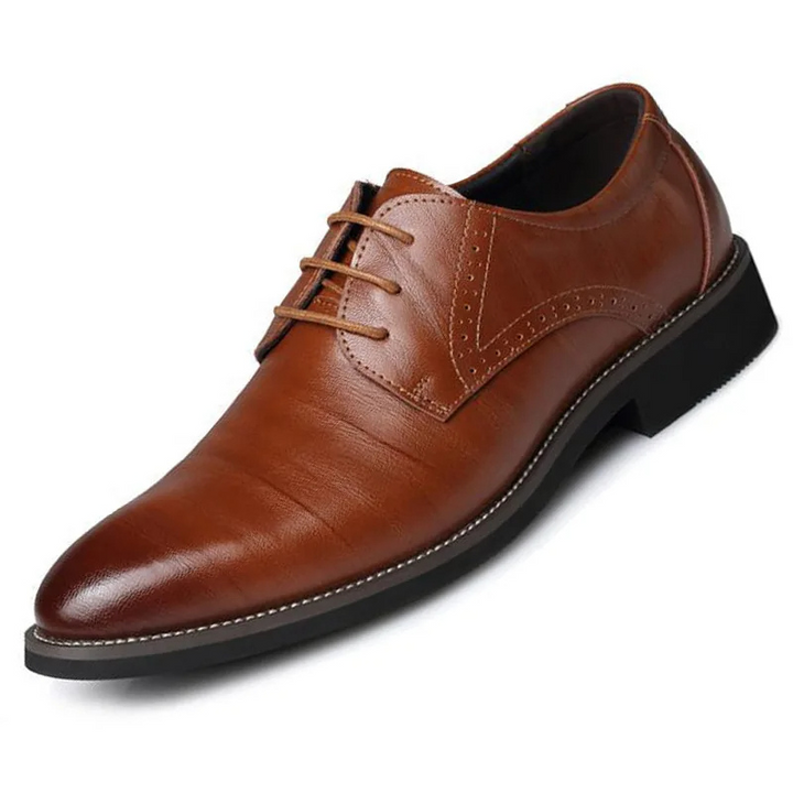 Versatile all-season men's oxford shoes crafted from premium vegan leather with a secure lace-up front
