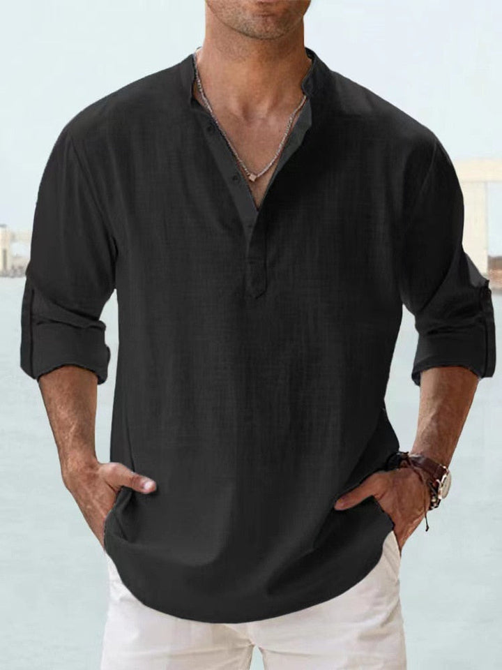 Effortless style with this men's breathable Spencer button-up shirt. Perfect for comfortable everyday wear.