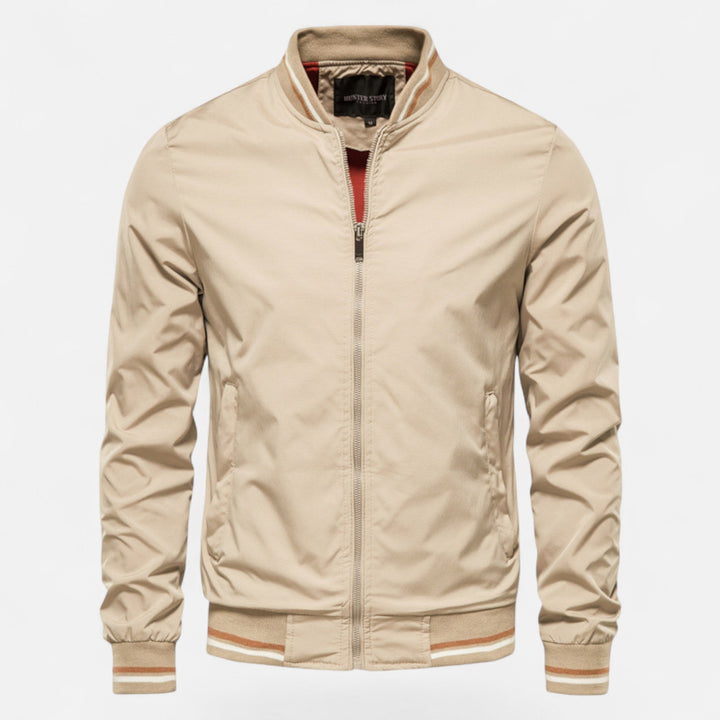 Men's fashion: a sharp stand-collar jacket for everyday style.