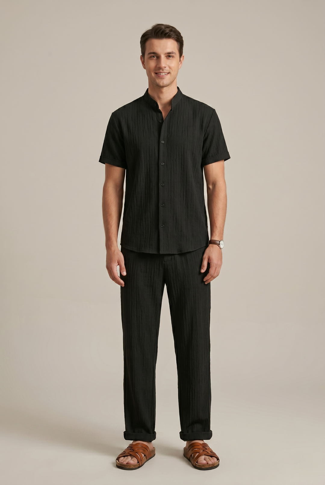 Men's striped two-piece outfit set, featuring a casual shirt & matching trousers for effortless style & comfort.
