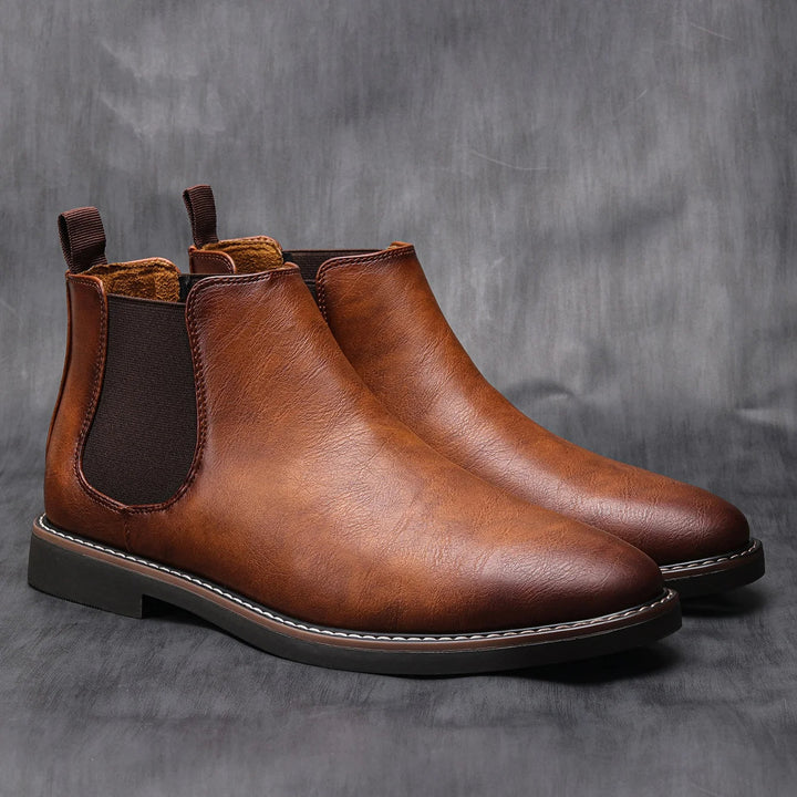 Premium brown leather men's ankle boots, stylish, providing all-day comfort & sophisticated footwear.