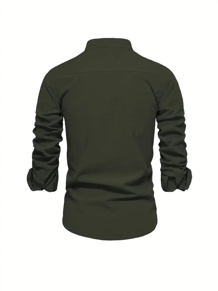 Pairing suggestion: Men's casual shirt from Oliver Collection with jeans.