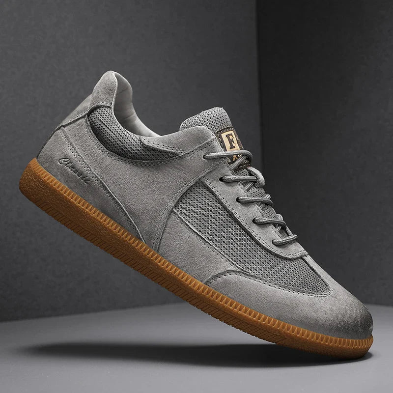 Men's stylish casual gray sneakers, offering everyday comfort & modern vintage design with enhanced grip.