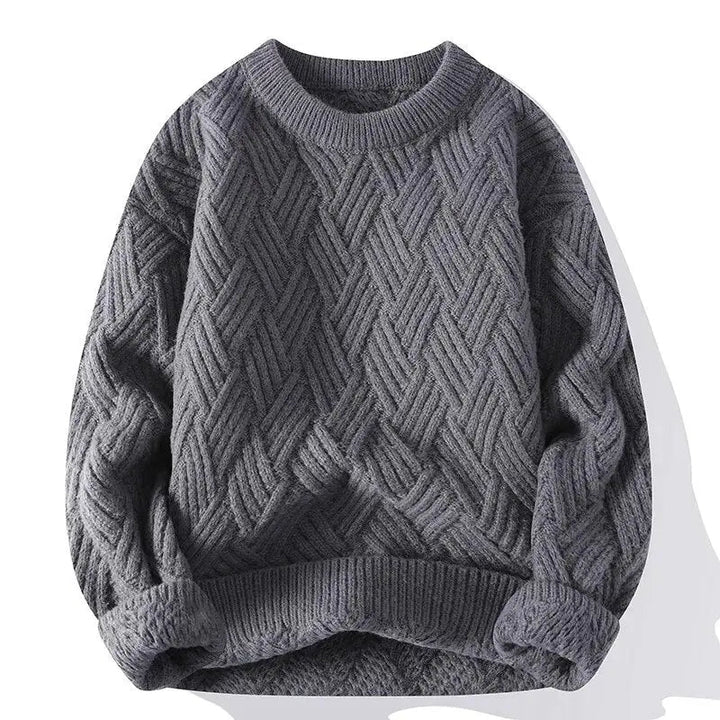 Casual men's patterned crewneck sweater, ideal for a layered look & everyday comfort.