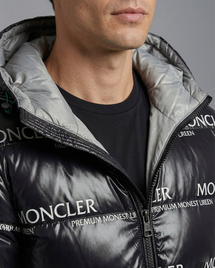 Stylish men's hooded jacket, versatile and warm daily outerwear for winter.