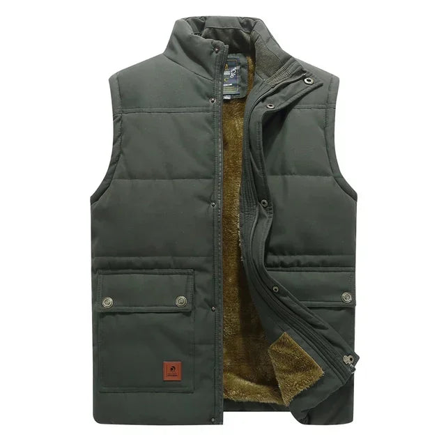 Fashionable men's outerwear vest in khaki, a lightweight and stylish addition to any casual outfit.