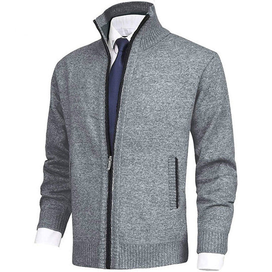 Casual men's spring vest, ideal lightweight layering piece for stylish outfits and comfortable wear.