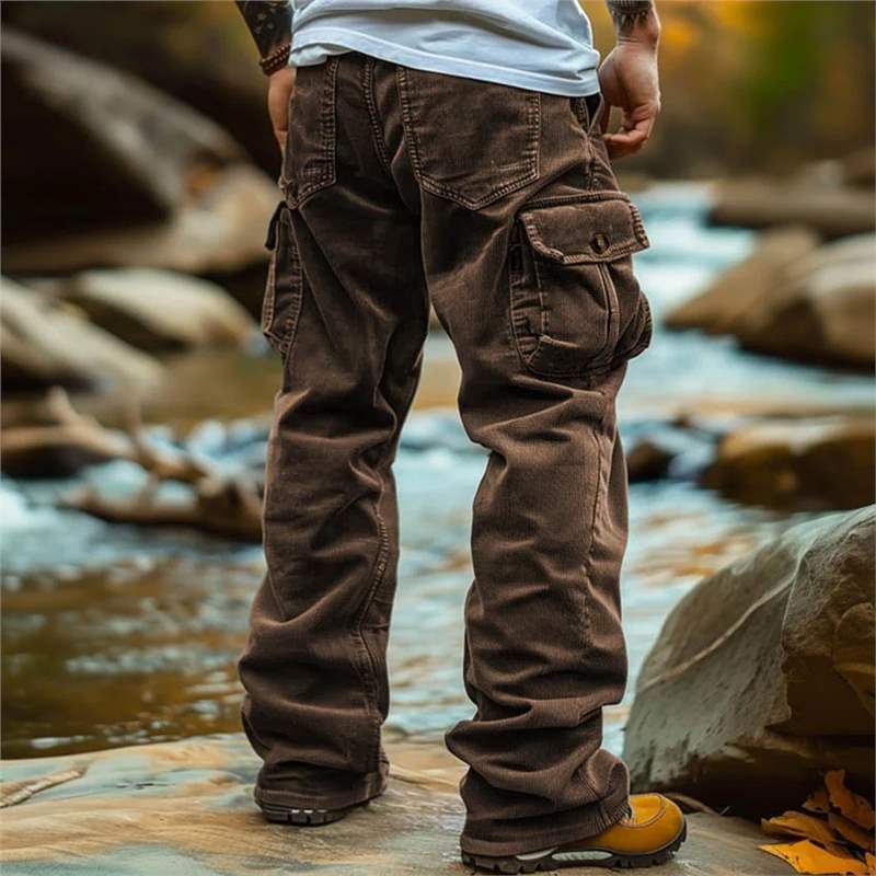 Men's casual multi-pocket pants, designed for everyday comfort and utility, great for any relaxed occasion.