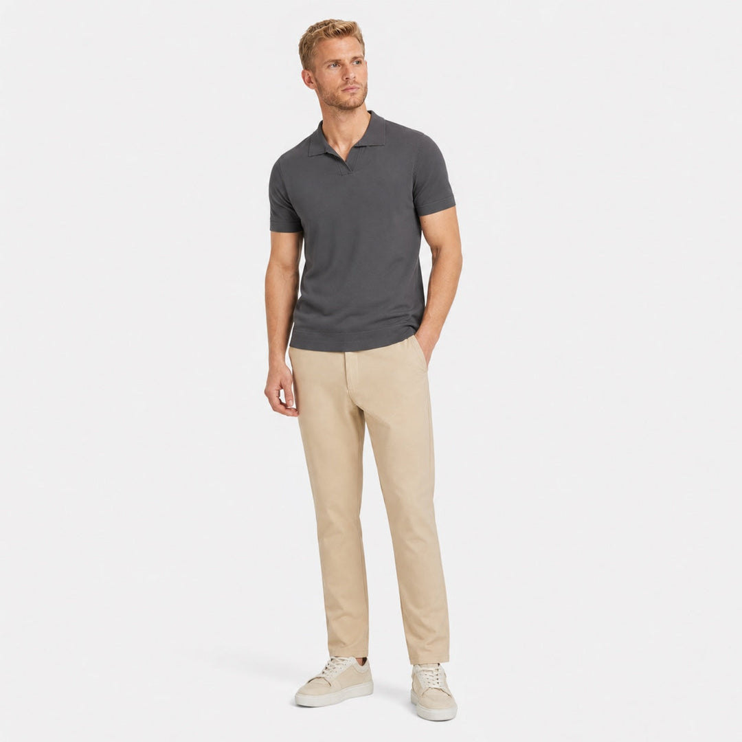 Comfortable all-season men's open collar polo, a regular fit short sleeve for versatile wear.