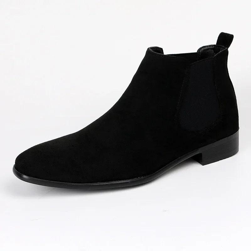 Modern men's pull-on ankle Chelsea boots, ideal for smart-casual attire or dressing up, comfortable and chic.