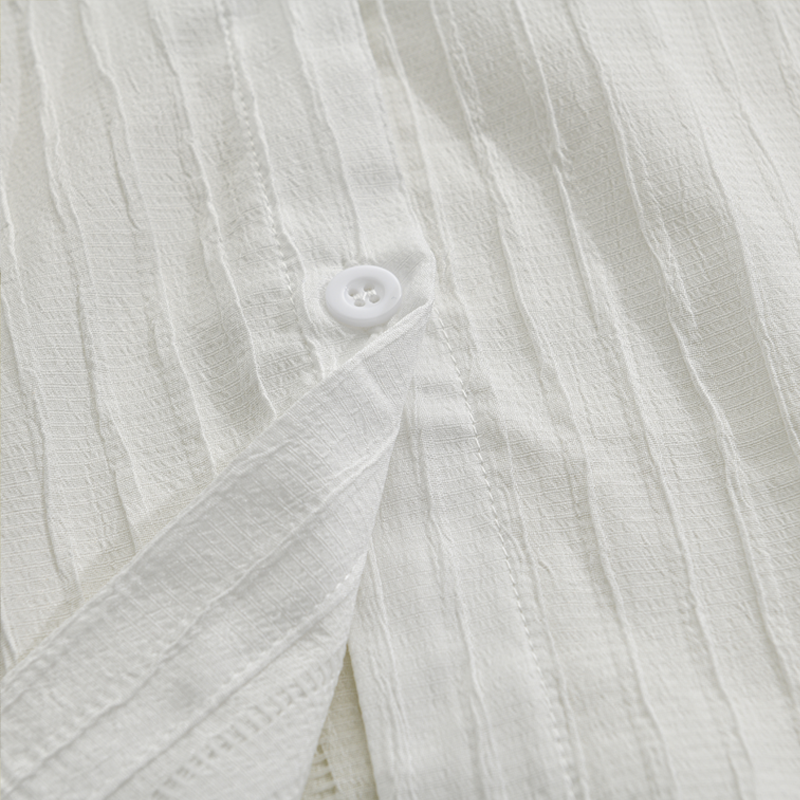 Men's versatile ribbed long sleeve shirt for a polished casual look