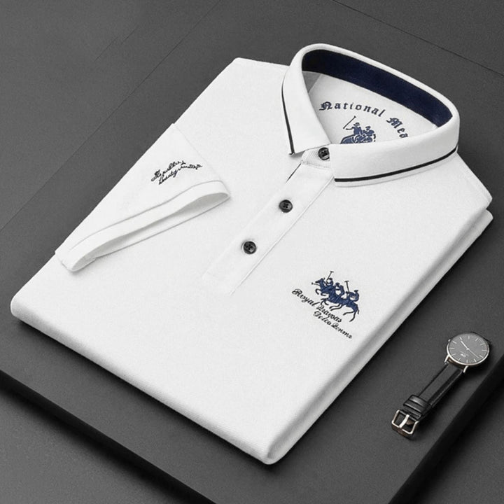 Close-up of a men's button-up polo shirt, showcasing comfortable fabric and classic design for everyday wear.
