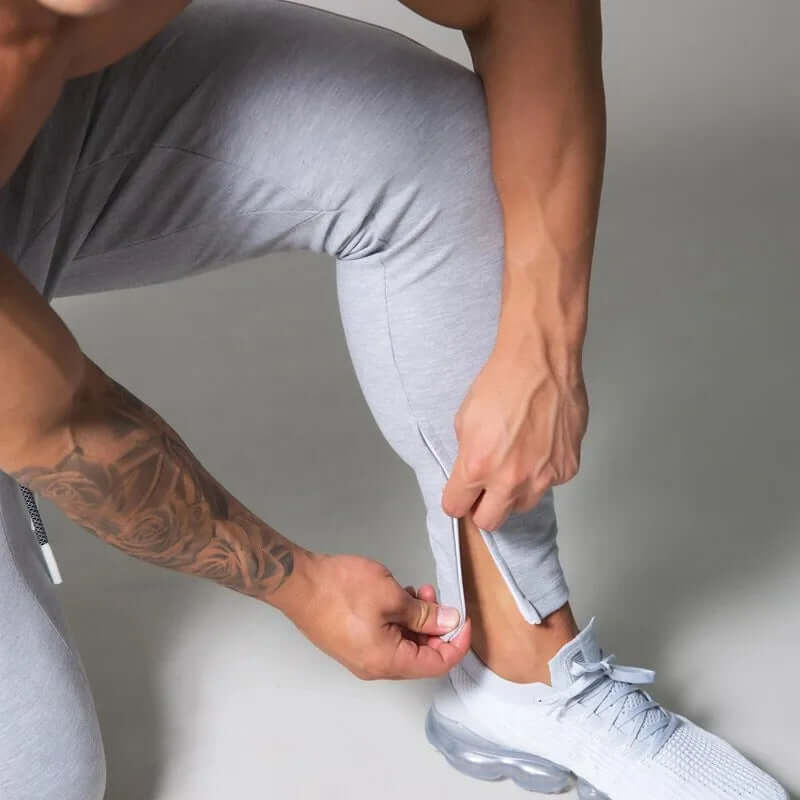 All-season men's stripe skinny pants, offering stylish comfort and versatility for everyday wear.