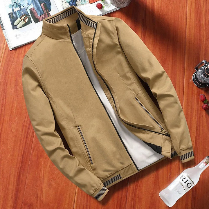 Stylish men's spring/fall jacket. Lightweight outerwear, perfect for everyday casual fashion.