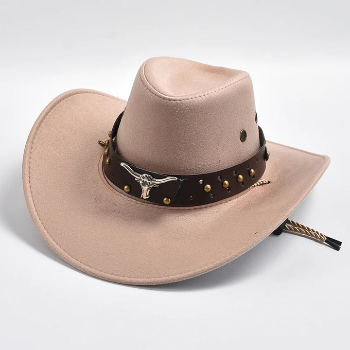 Adventurous men's wide brim cowboy hat, ideal for outdoor sun protection & rugged Western style.