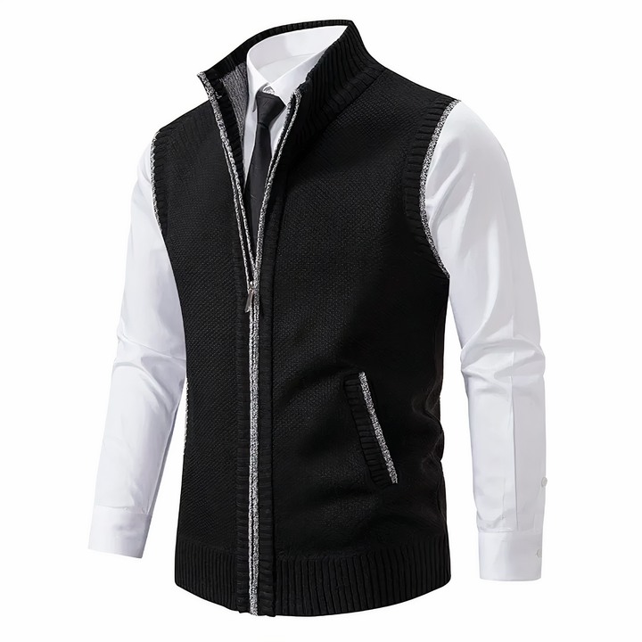 Stylish men's zip-up vest for everyday comfort, featuring convenient pockets & perfect for casual layering.