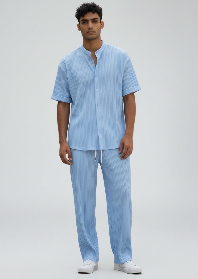 Versatile men's summer fashion: casual shirt and comfortable drawstring pants. Ideal co-ord set for travel.