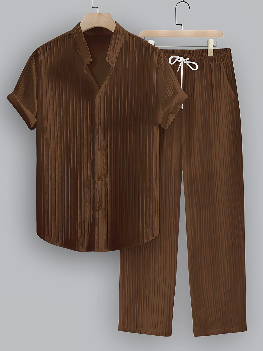 Comfortable men's loungewear two-piece set: casual summer shirt & relaxed drawstring pants. Easy style.