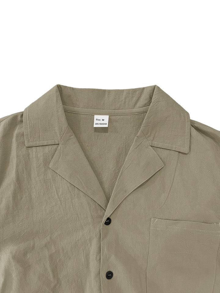 Back view of the men's linen pants, showing a comfortable and relaxed fit.