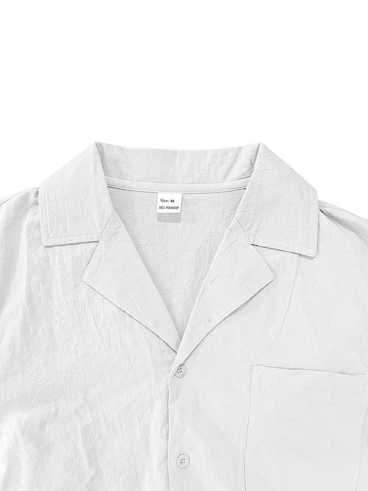 Front view of the men's summer linen shirt, a key piece for casual outfits.